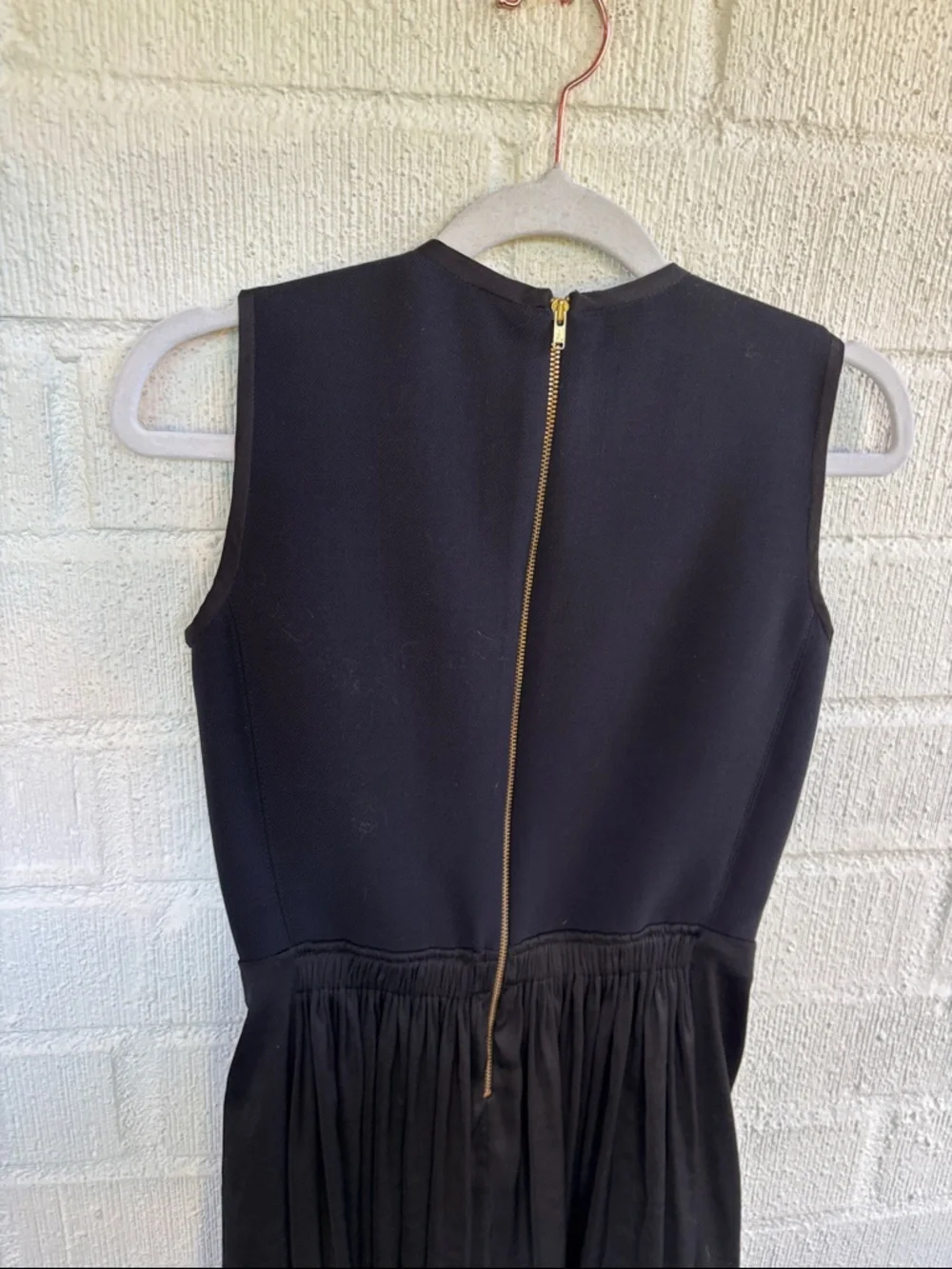 A.L.C. Crew Neck Silk Navy Black Sleeveless Pleated Mini Dress sz 2 - Picture 8 of 8